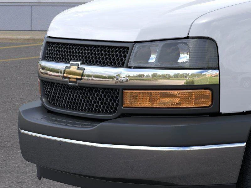 2026 Chevrolet Express Cargo Work Van - Photo 16