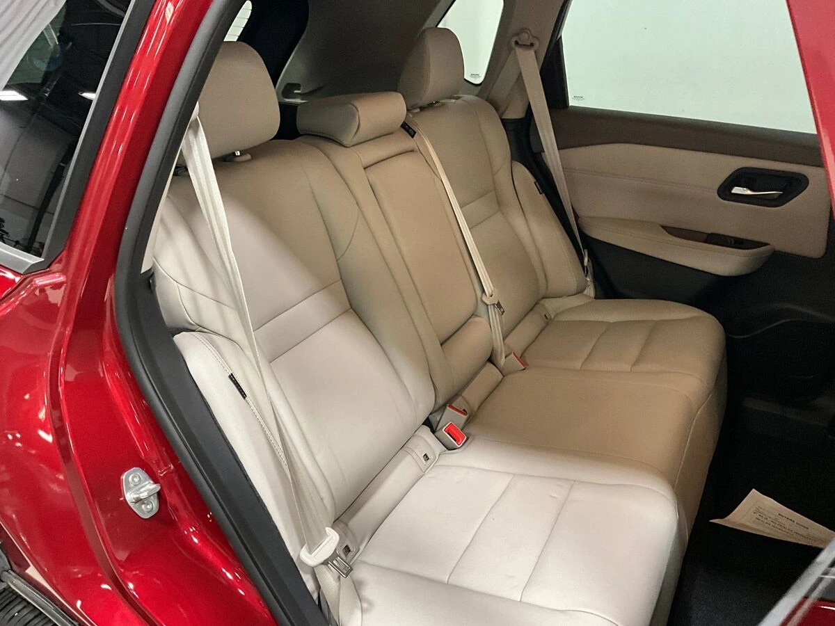 2025 Nissan Rogue SL - Photo 25
