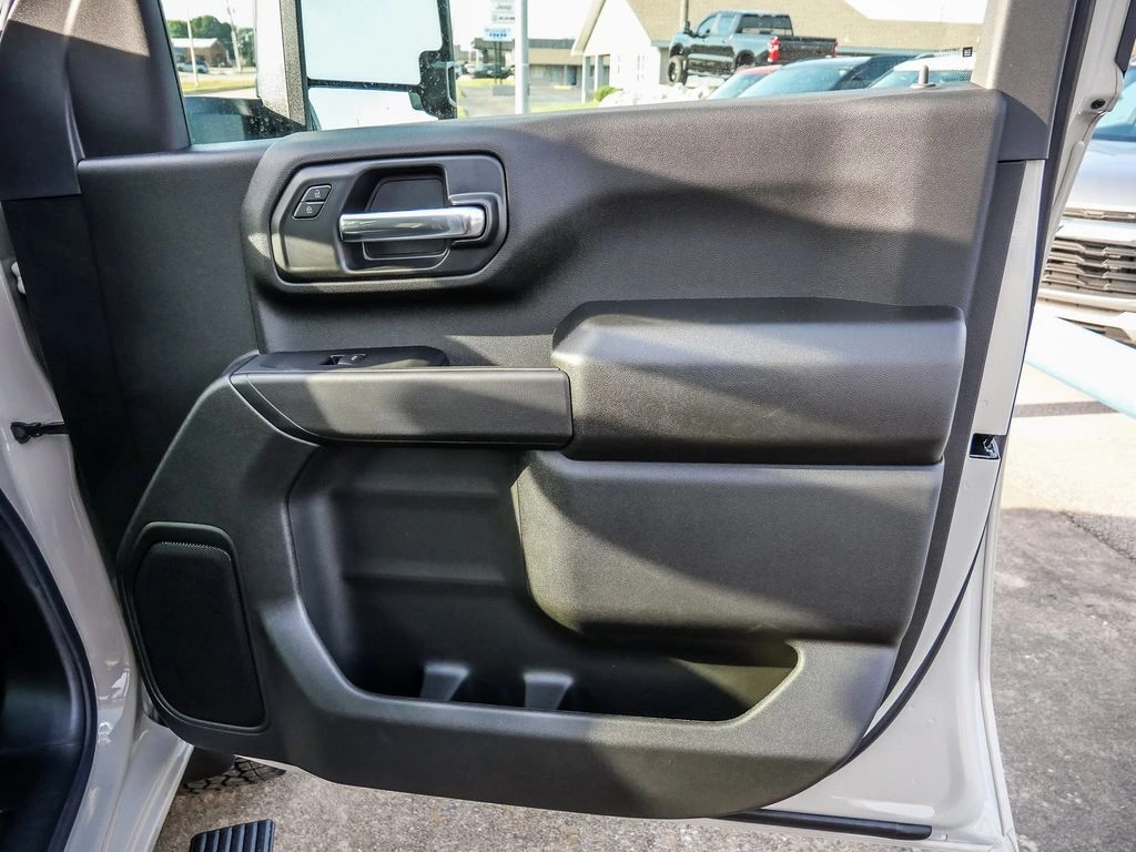 2026 Chevrolet Silverado 2500 HD Custom - Photo 18