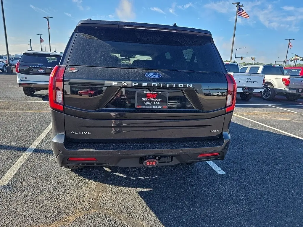 2025 Ford Expedition MAX photo 36