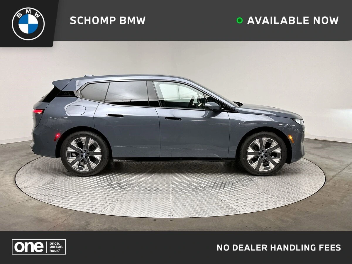 2026 BMW iX 45's photo