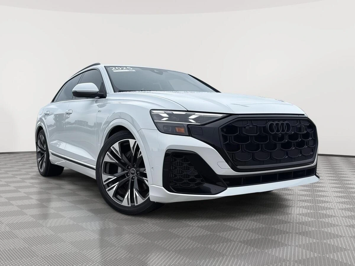 2025 Audi Q8