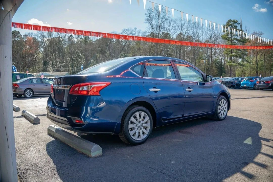 2016 Nissan Sentra S - Photo 12
