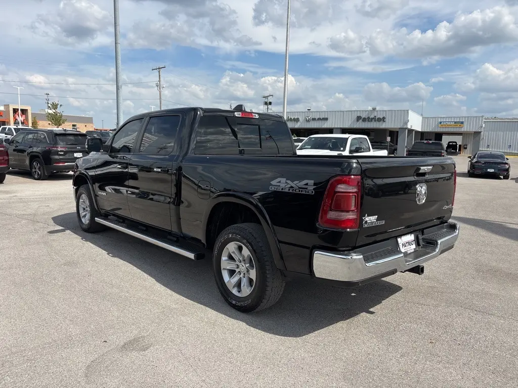 2022 Ram 1500 Laramie photo 4
