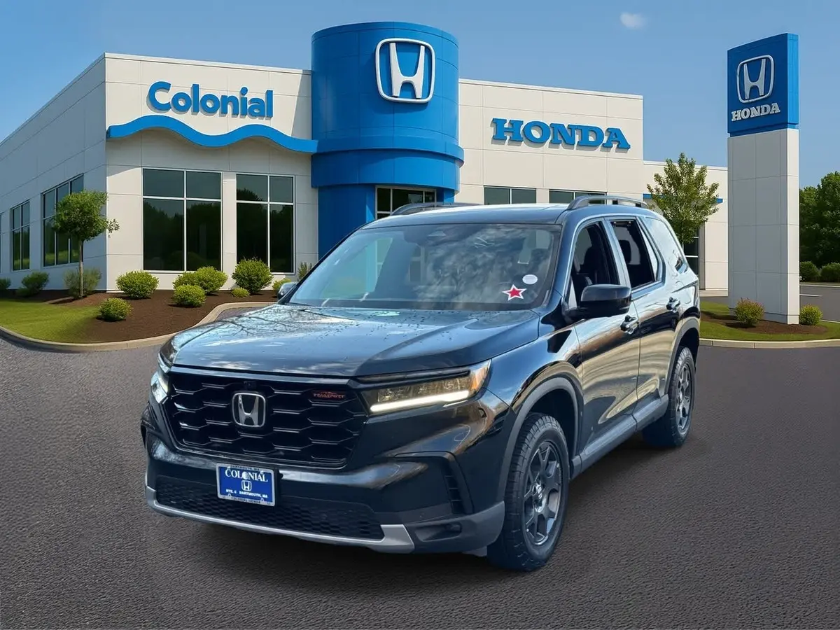 2025 Honda Pilot TrailSport's photo