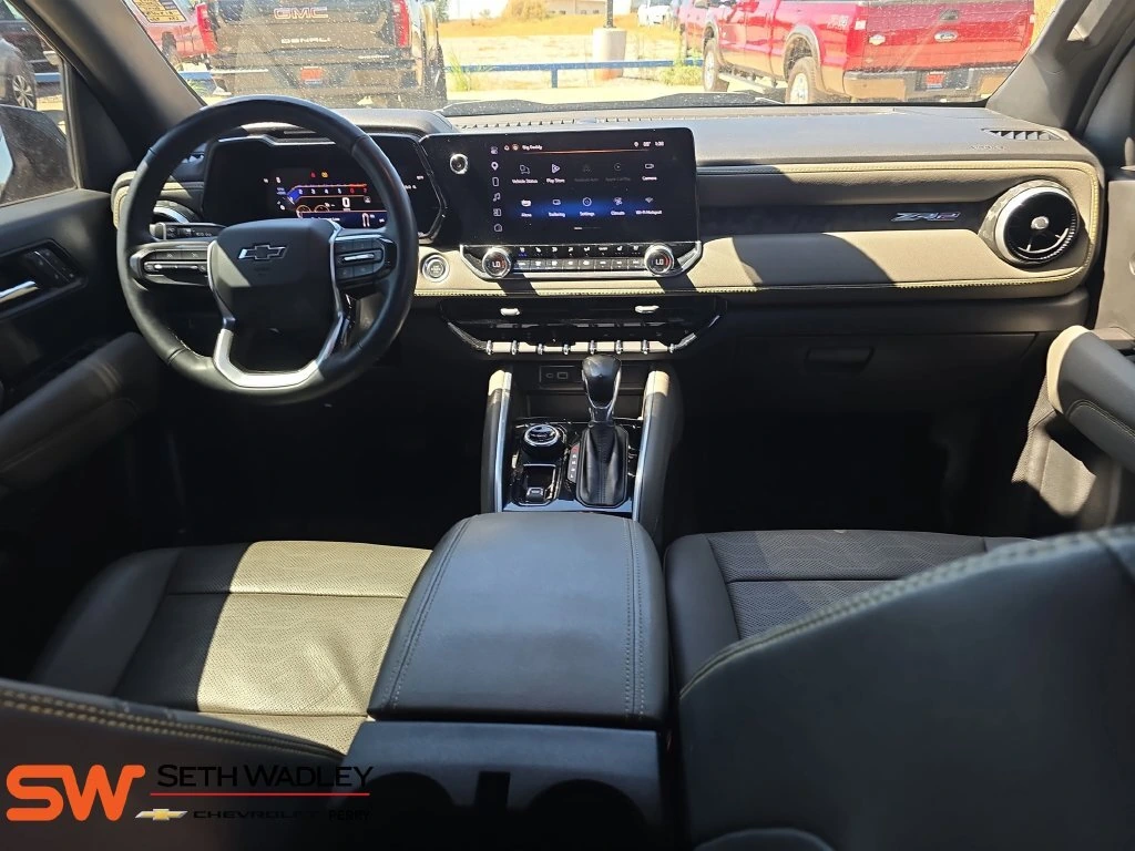 2024 Chevrolet Colorado ZR2 - Photo 9