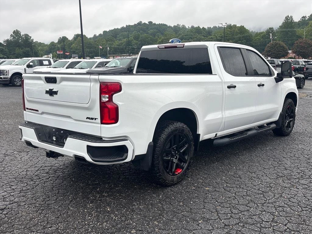 2024 Chevrolet Silverado 1500 RST - Photo 8