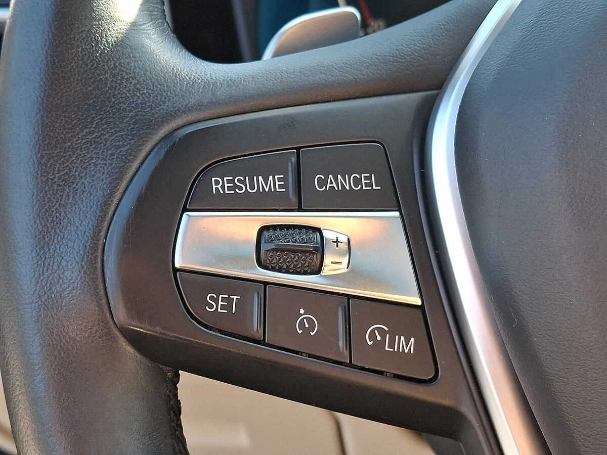2019 BMW 3 Series 330i - Photo 18
