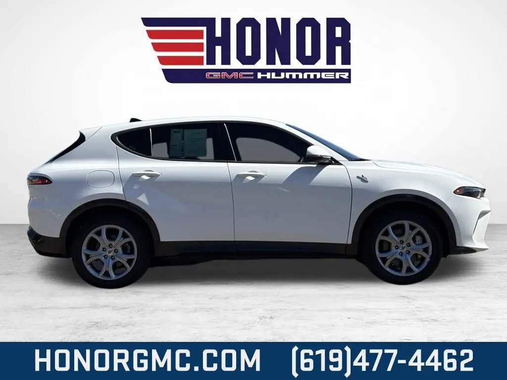 2024 Dodge Hornet R/T photo 2
