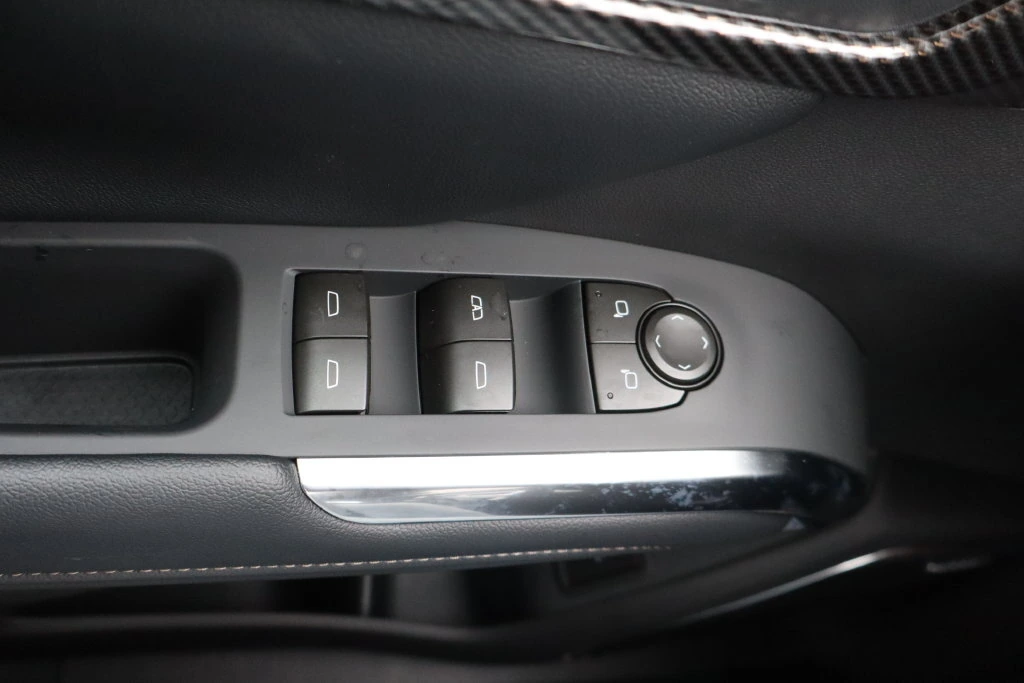 2027 Chevrolet Traverse Z71 - Photo 20