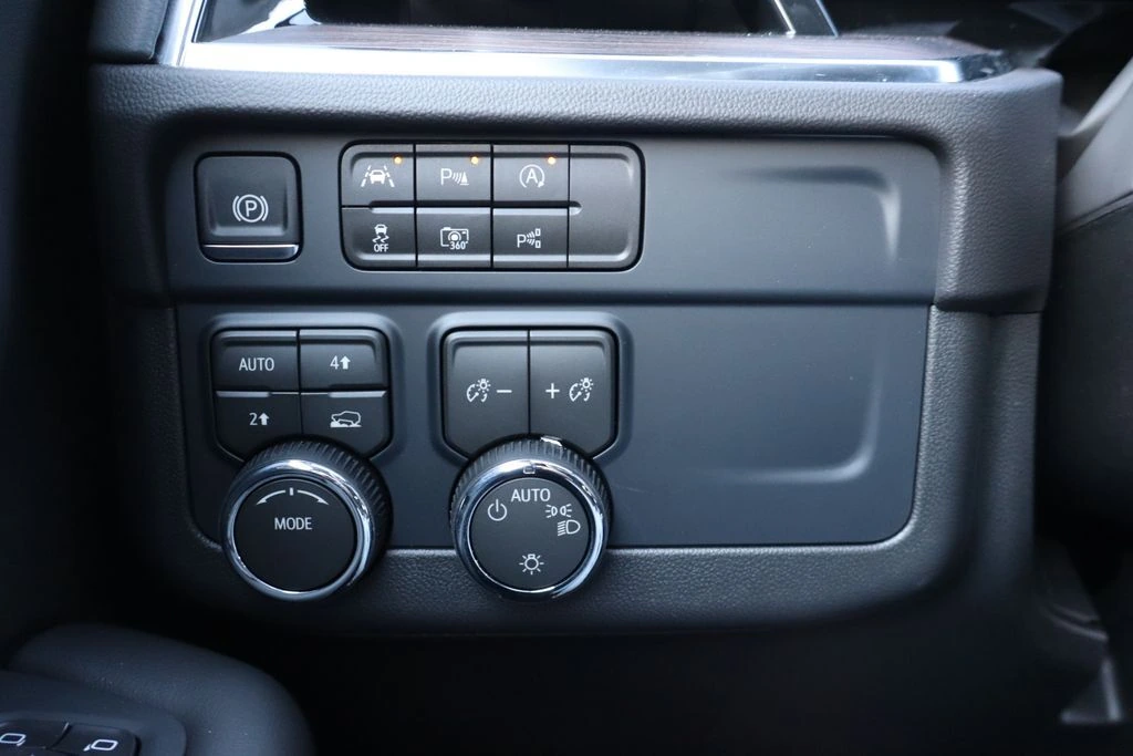 2026 Chevrolet Tahoe LS - Photo 14