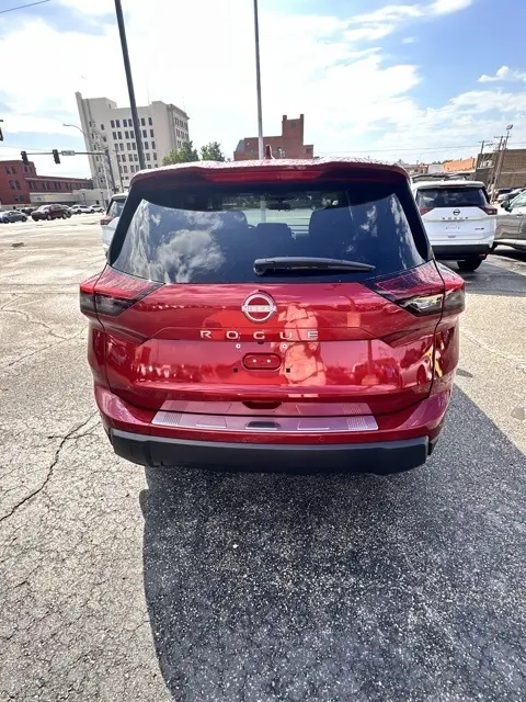 2026 Nissan Rogue SV photo 7