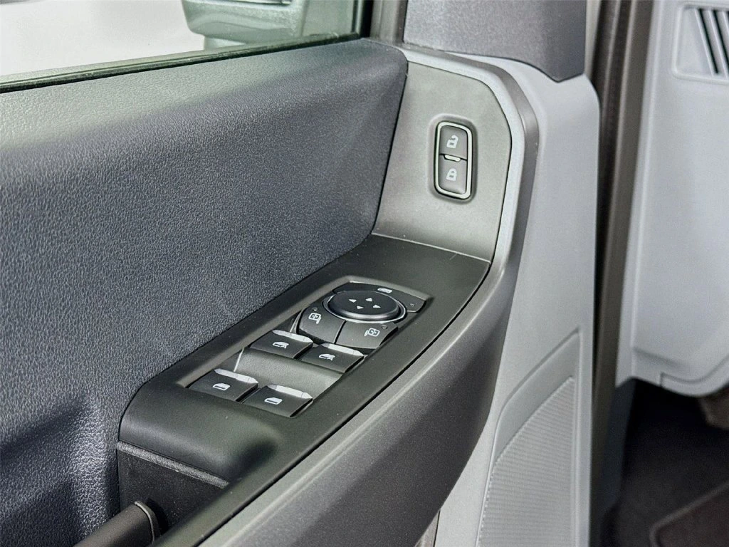 2026 Ford F-350 Super Duty XL - Photo 18