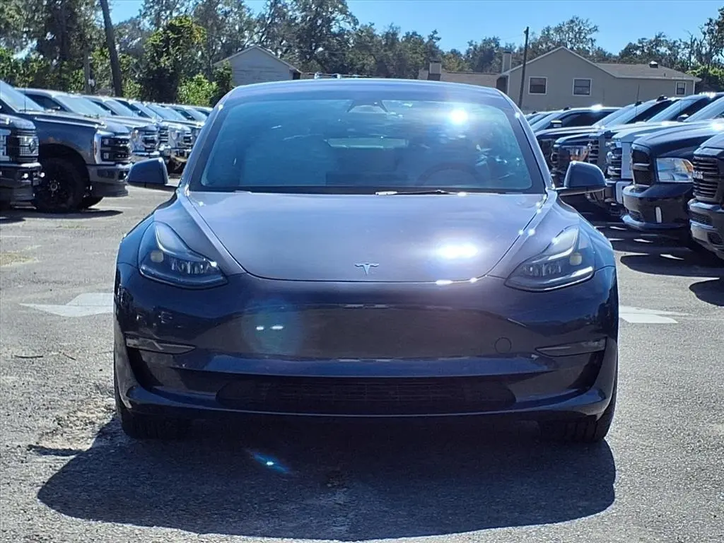 2022 Tesla Model 3 Long Range photo 2