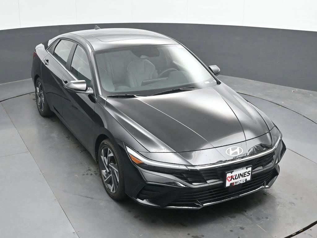 2026 Hyundai Elantra Limited - Photo 35