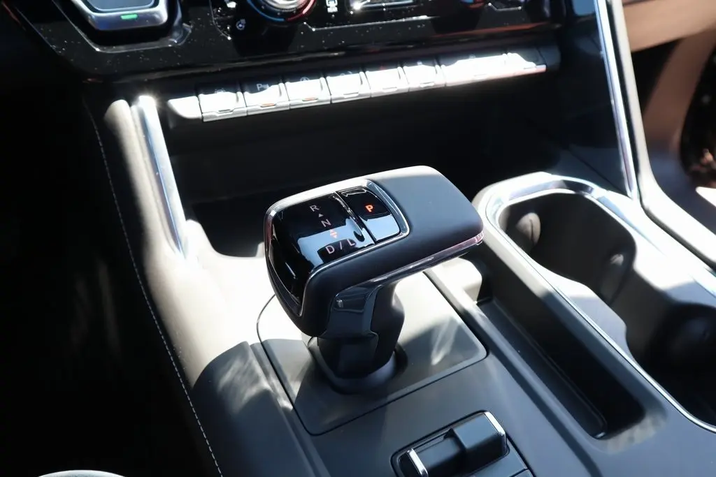 2026 Gmc Sierra 1500 Denali Ultimate photo 12