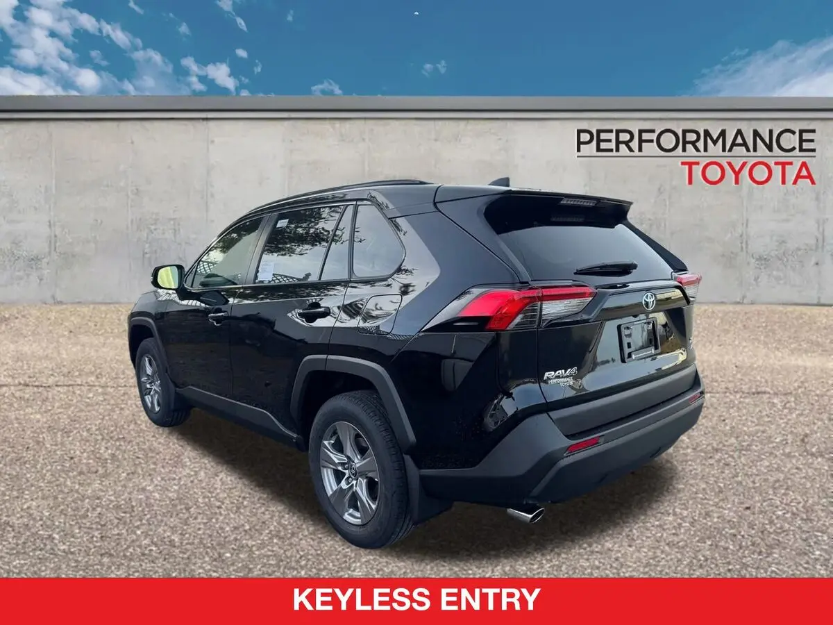 2025 Toyota RAV4 XLE photo 2