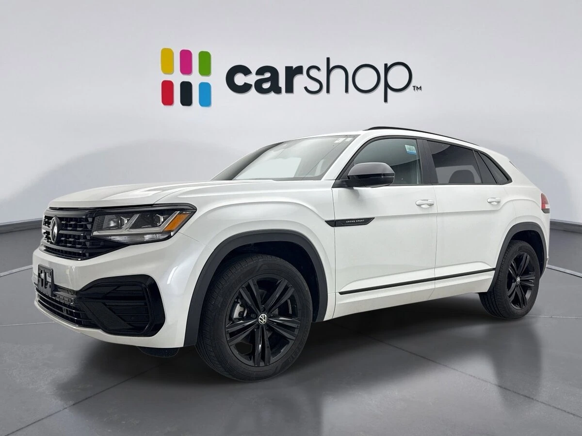 2023 Volkswagen Atlas Cross Sport SEL R-Line Black's photo