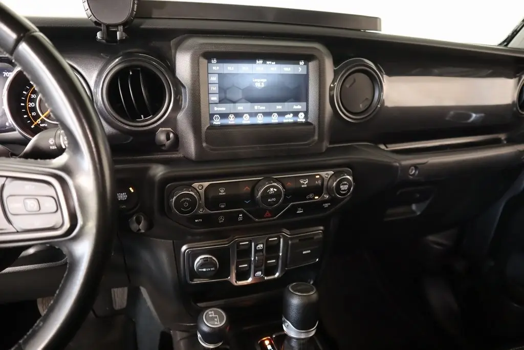 2022 Jeep Gladiator Altitude photo 5