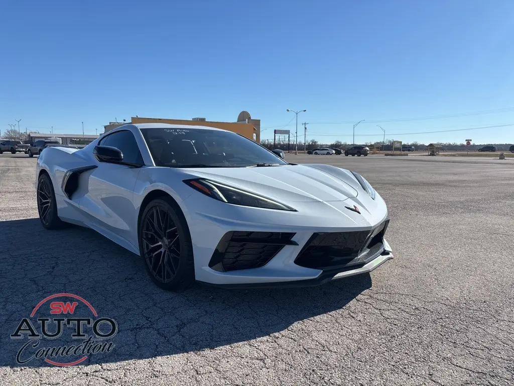 2022 Chevrolet Corvette 1LT's photo