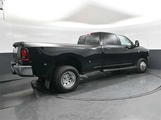 2026 Ram 3500 Tradesman photo 3