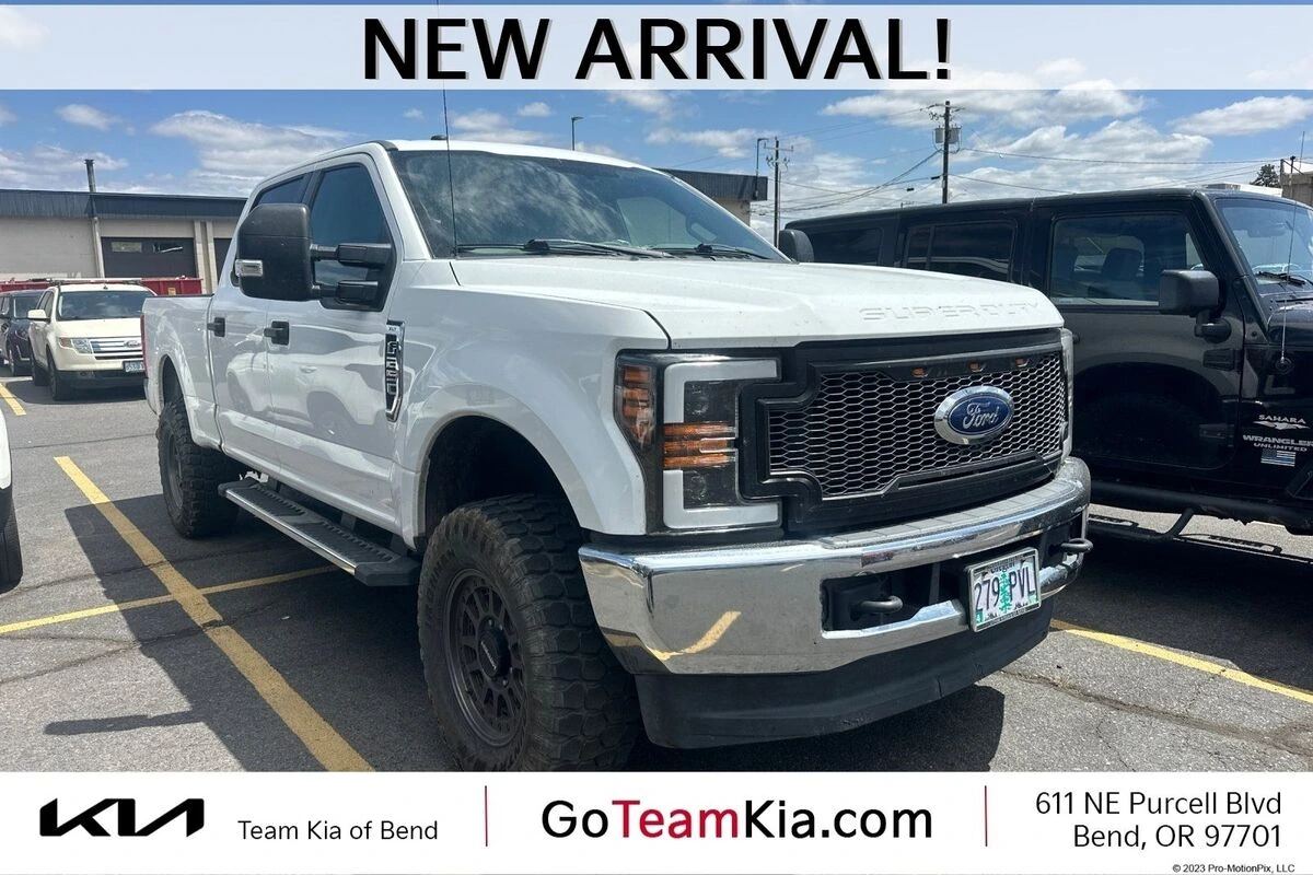 2019 Ford F-250 XLT 4x4 Crew Cab 6-3/4' Box's photo