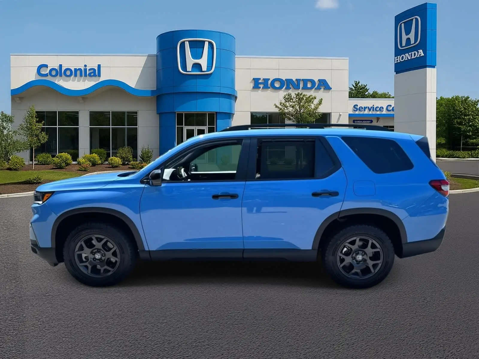 2025 Honda Pilot TrailSport photo 2