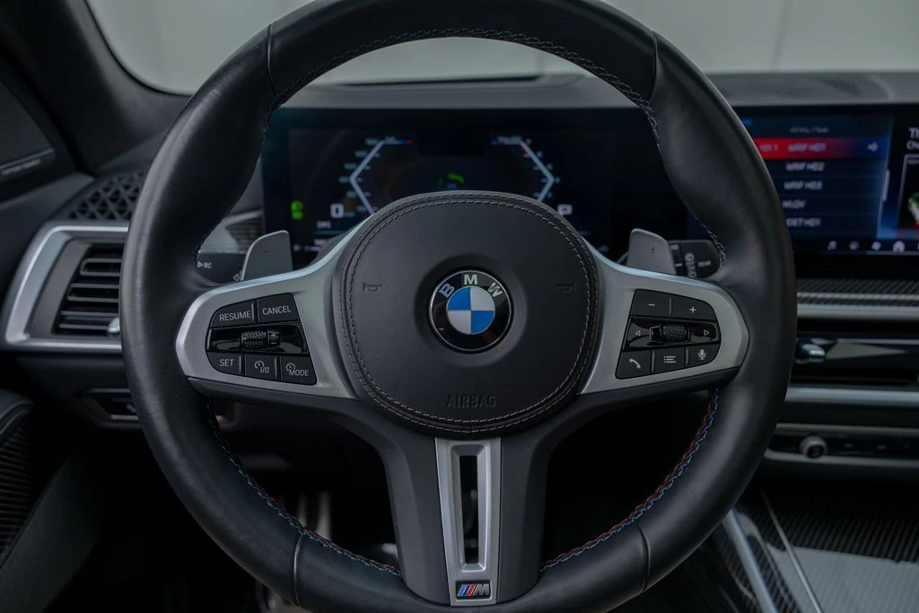 2025 BMW X7 M60i - Photo 18