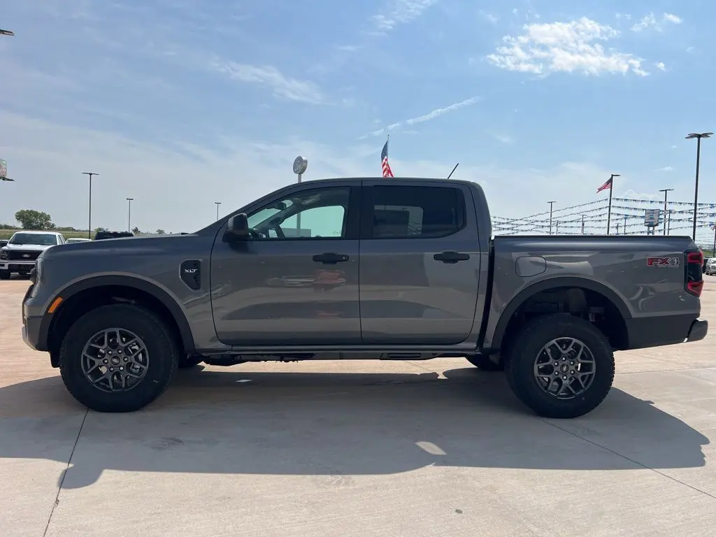 2025 Ford Ranger XLT photo 5