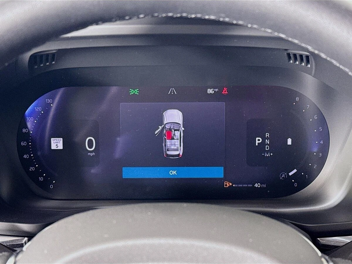 2023 Volvo - image 13