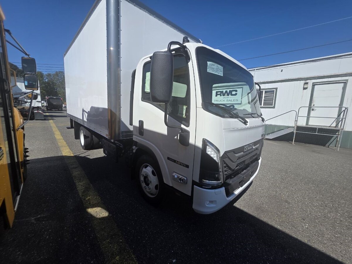 2026 Isuzu NRR in Tacoma, WA — photo 3