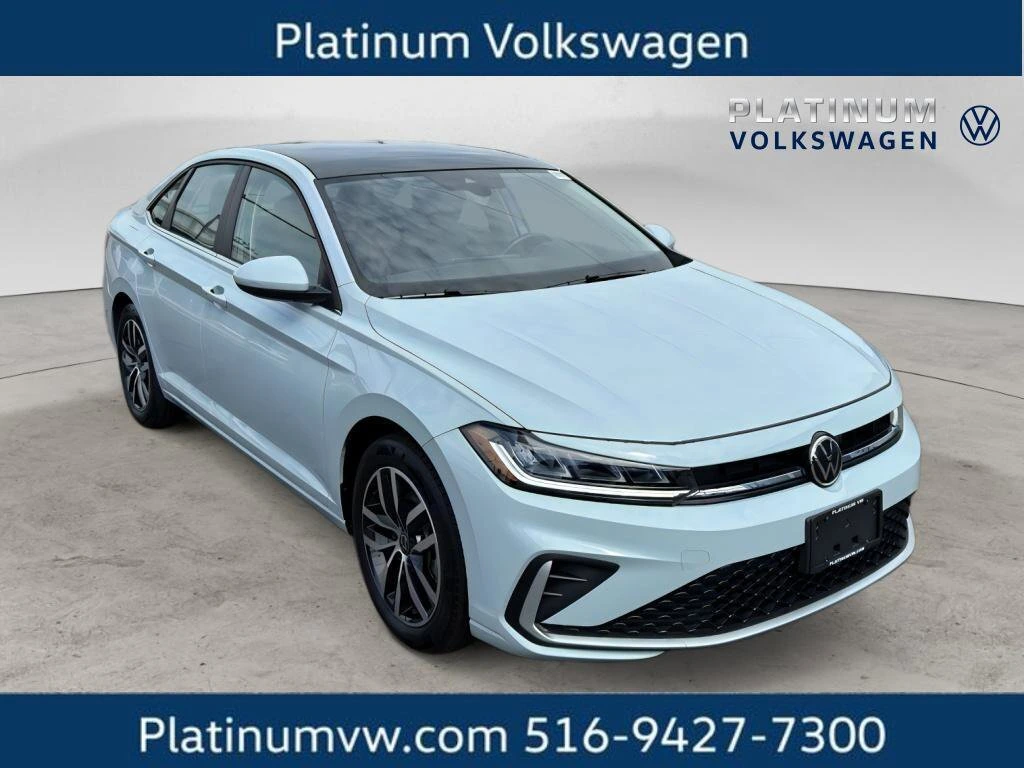 2025 Volkswagen Jetta SE's photo