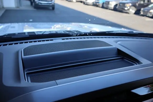 2025 Ford F-150 XLT photo 27