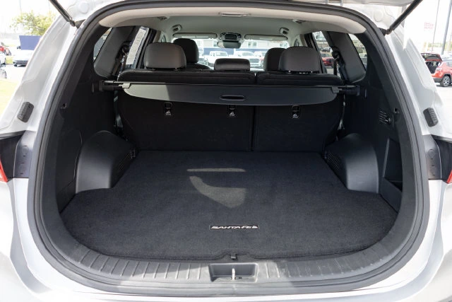 2023 Hyundai Santa Fe SE - Photo 9