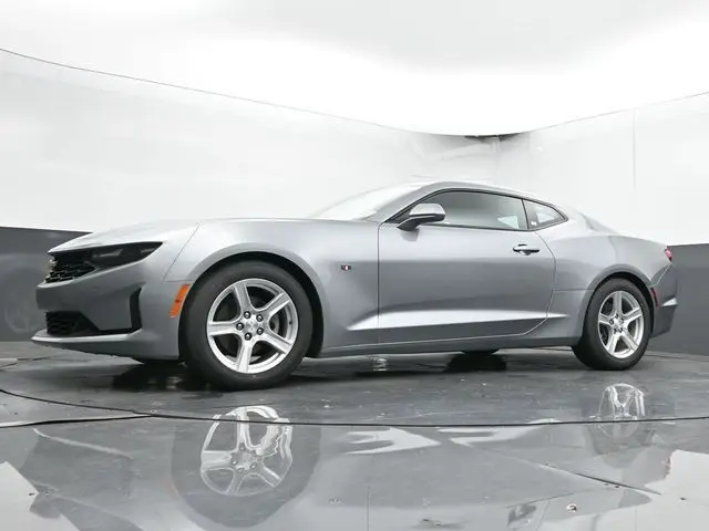 2023 Chevrolet Camaro 1LT photo 35
