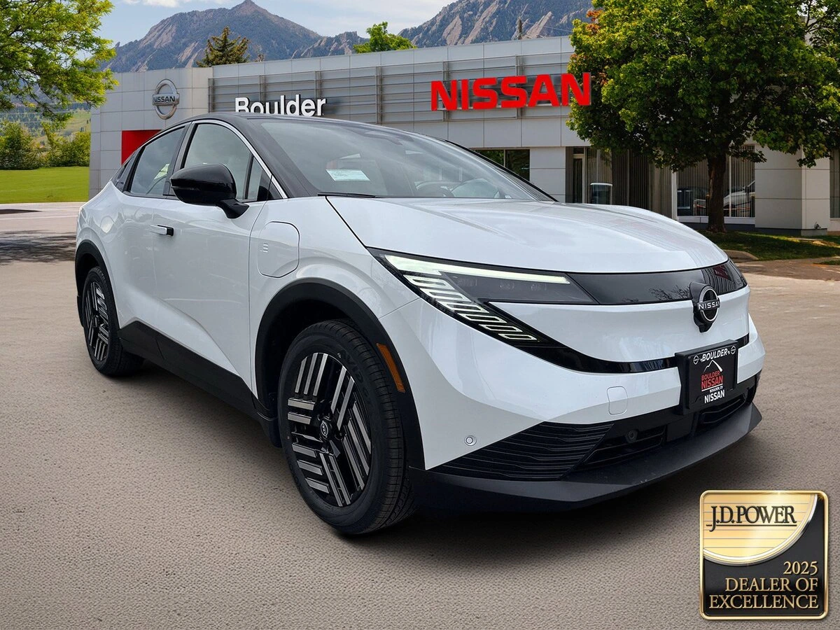 2026 Nissan LEAF SV+'s photo