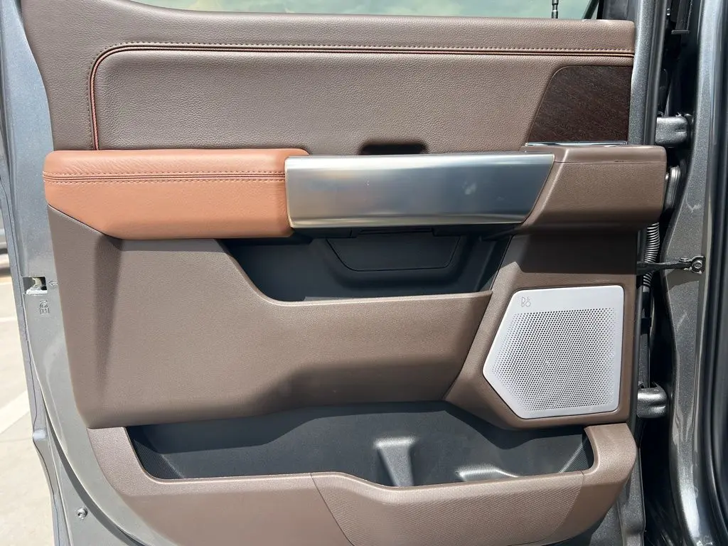 2025 Ford F-150 King Ranch photo 13