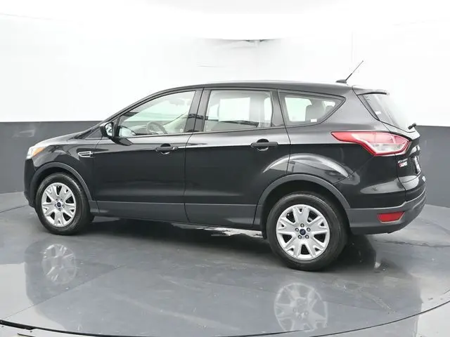 2015 Ford Escape S photo 4
