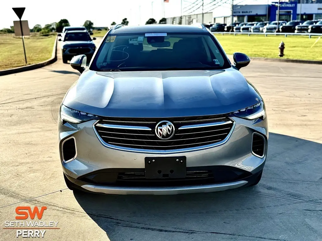 2023 Buick Envision Essence photo 2
