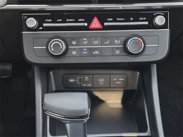 2026 Hyundai Santa Cruz SE photo 18