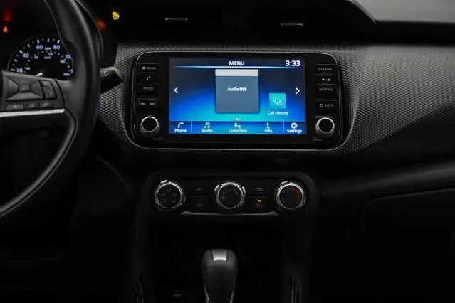 2023 Nissan Kicks SV photo 21