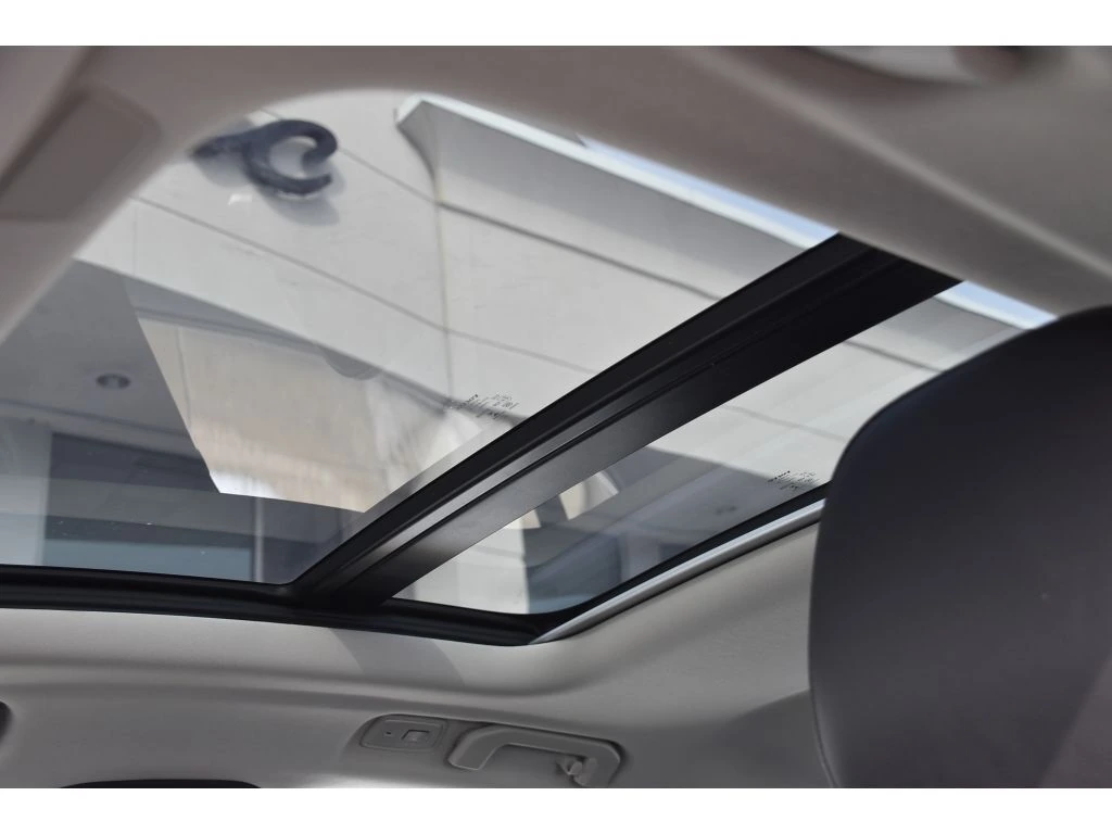 2023 Volvo - image 14