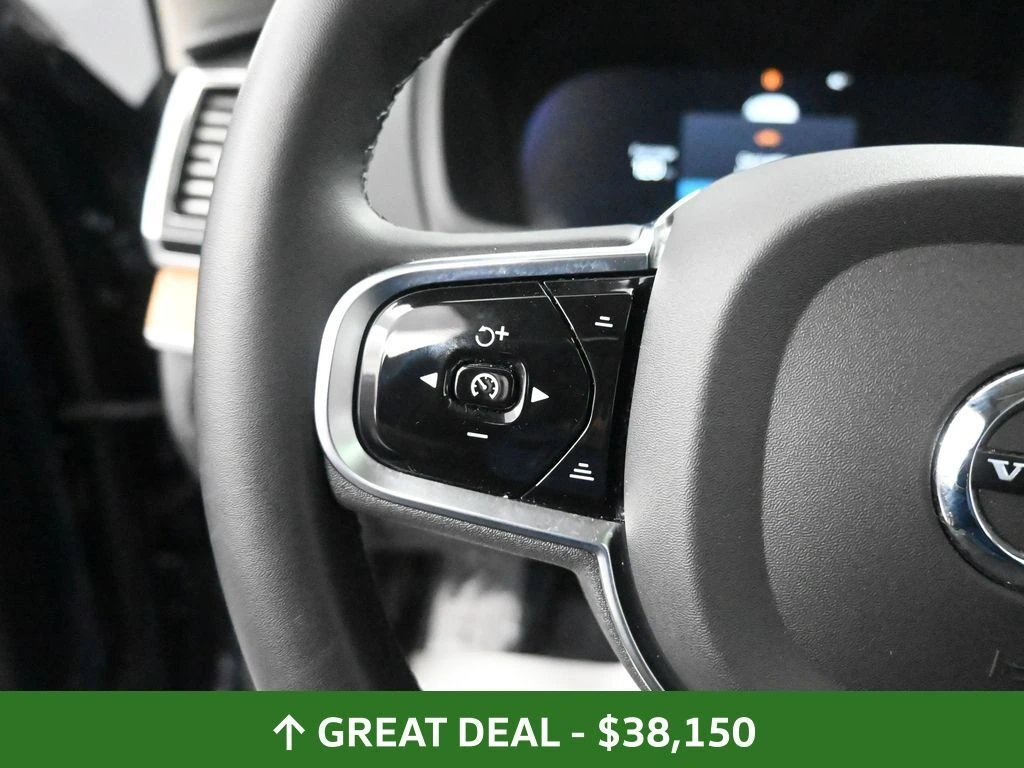 2024 Volvo - image 38
