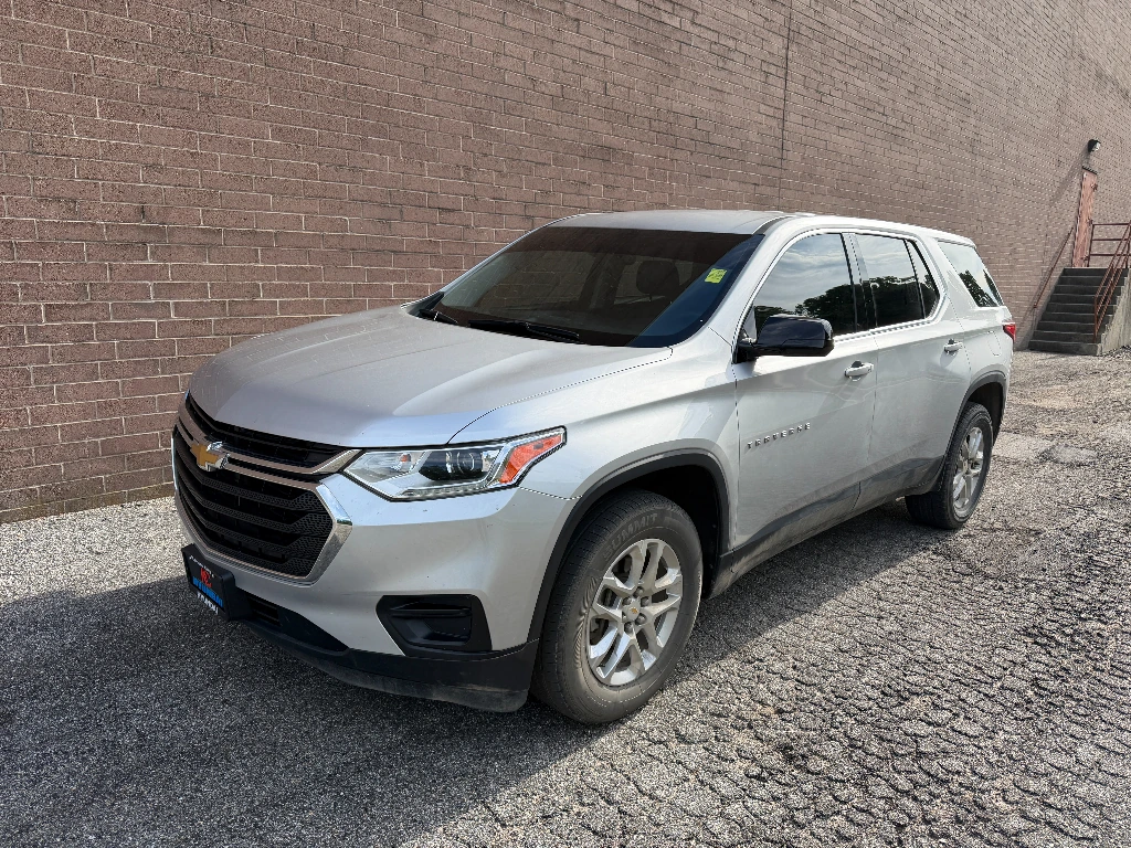 2019 Chevrolet Traverse FWD LS's photo