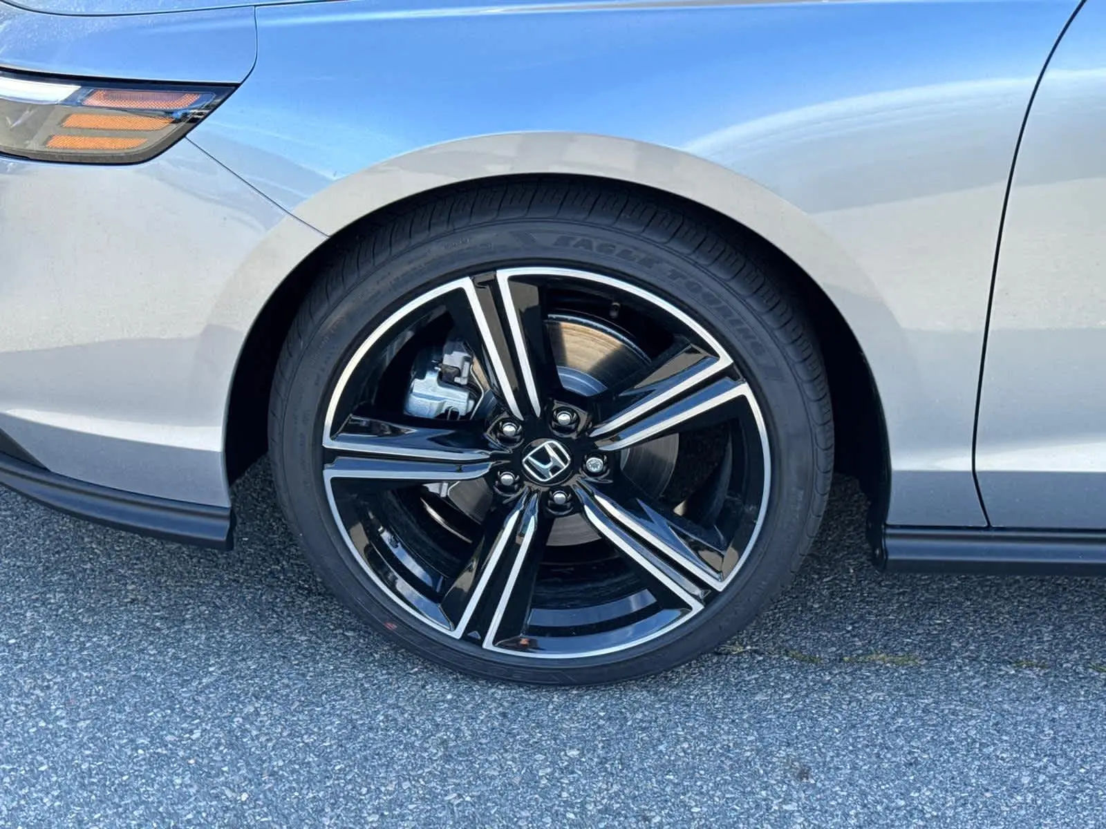 2025 Honda Accord Hybrid Sport photo 10