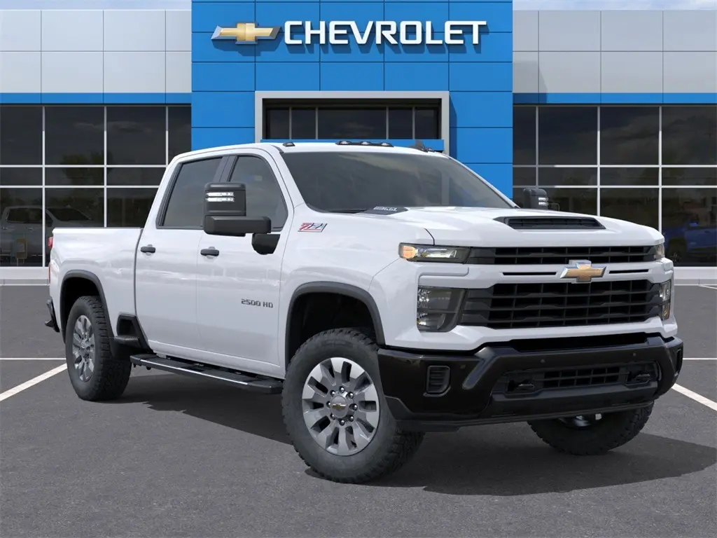 2026 Chevrolet Silverado 2500HD Custom photo 7