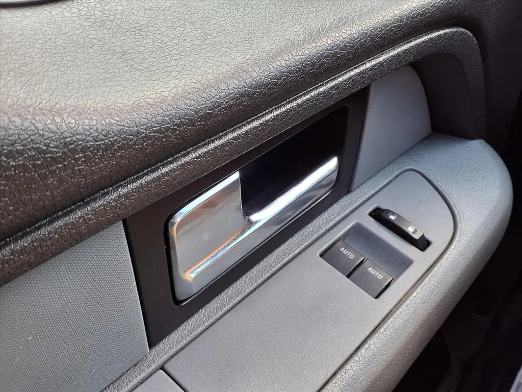 2014 Ford F-150 XL photo 9