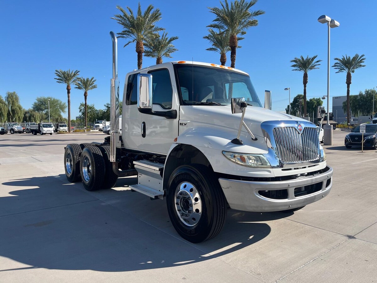 2020 International MV in Phoenix, AZ — photo 7