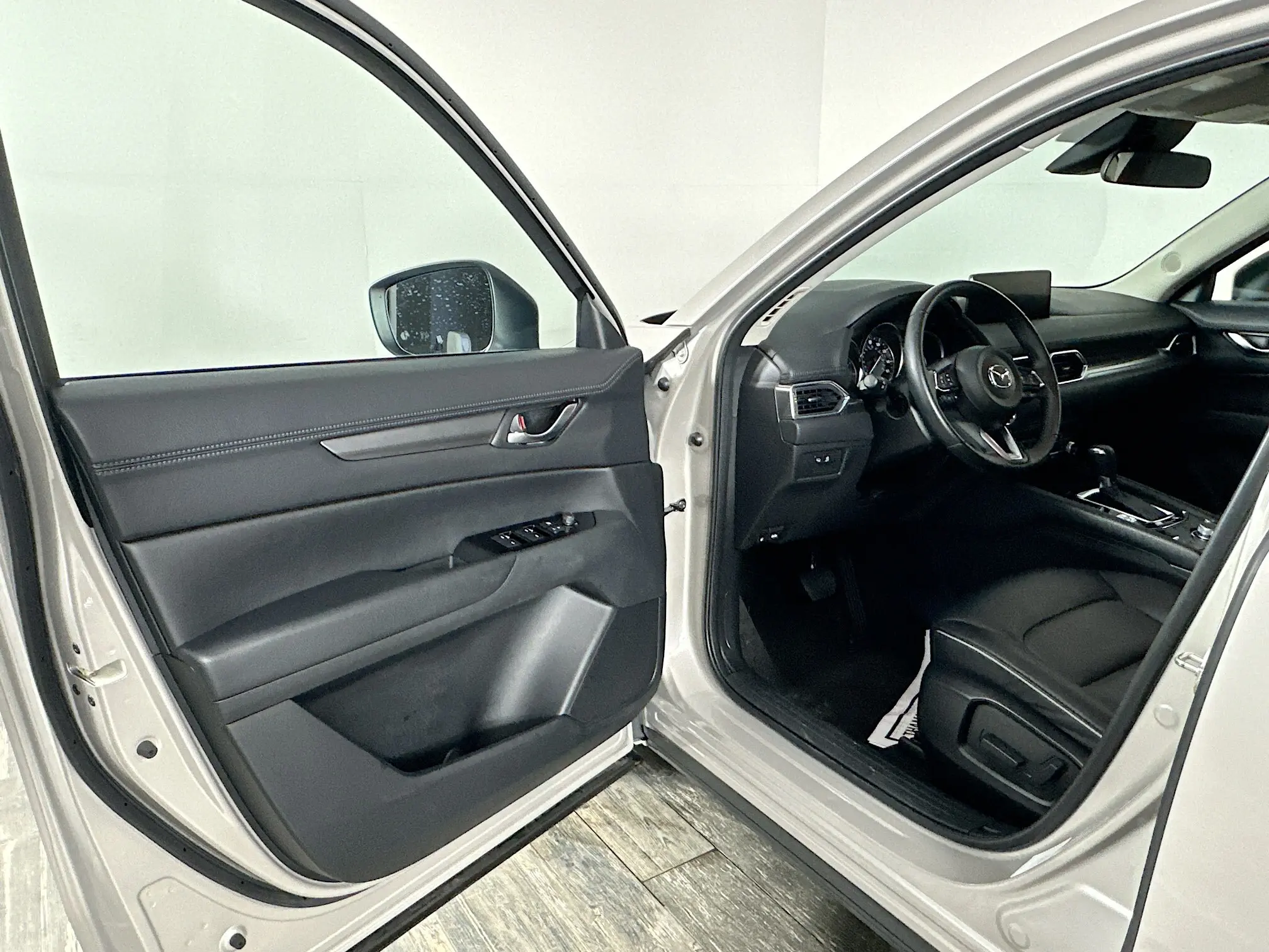 2024 Mazda CX-5 2.5 Select photo 15