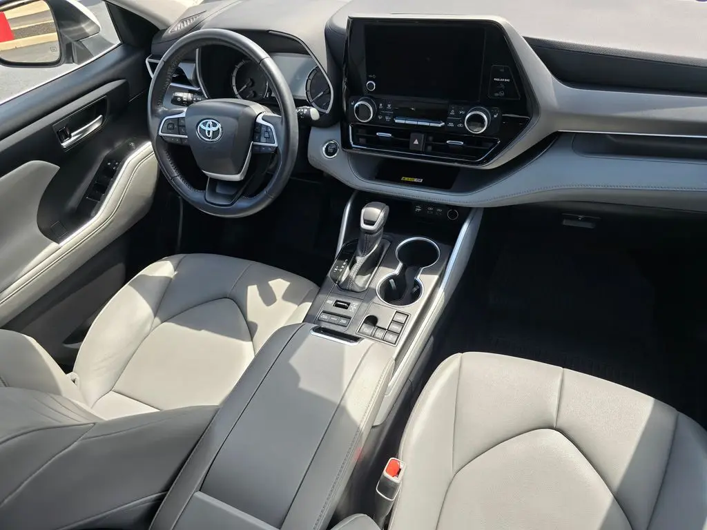 2023 Toyota Highlander Limited Platinum XLE XSE photo 19